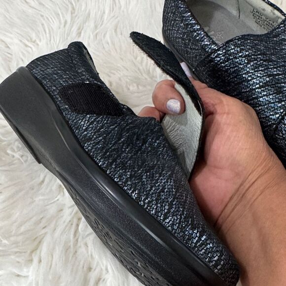 Alegria Women’s Blue Metallic Comfortable Shoes Size 39 - Picture 8 of 9